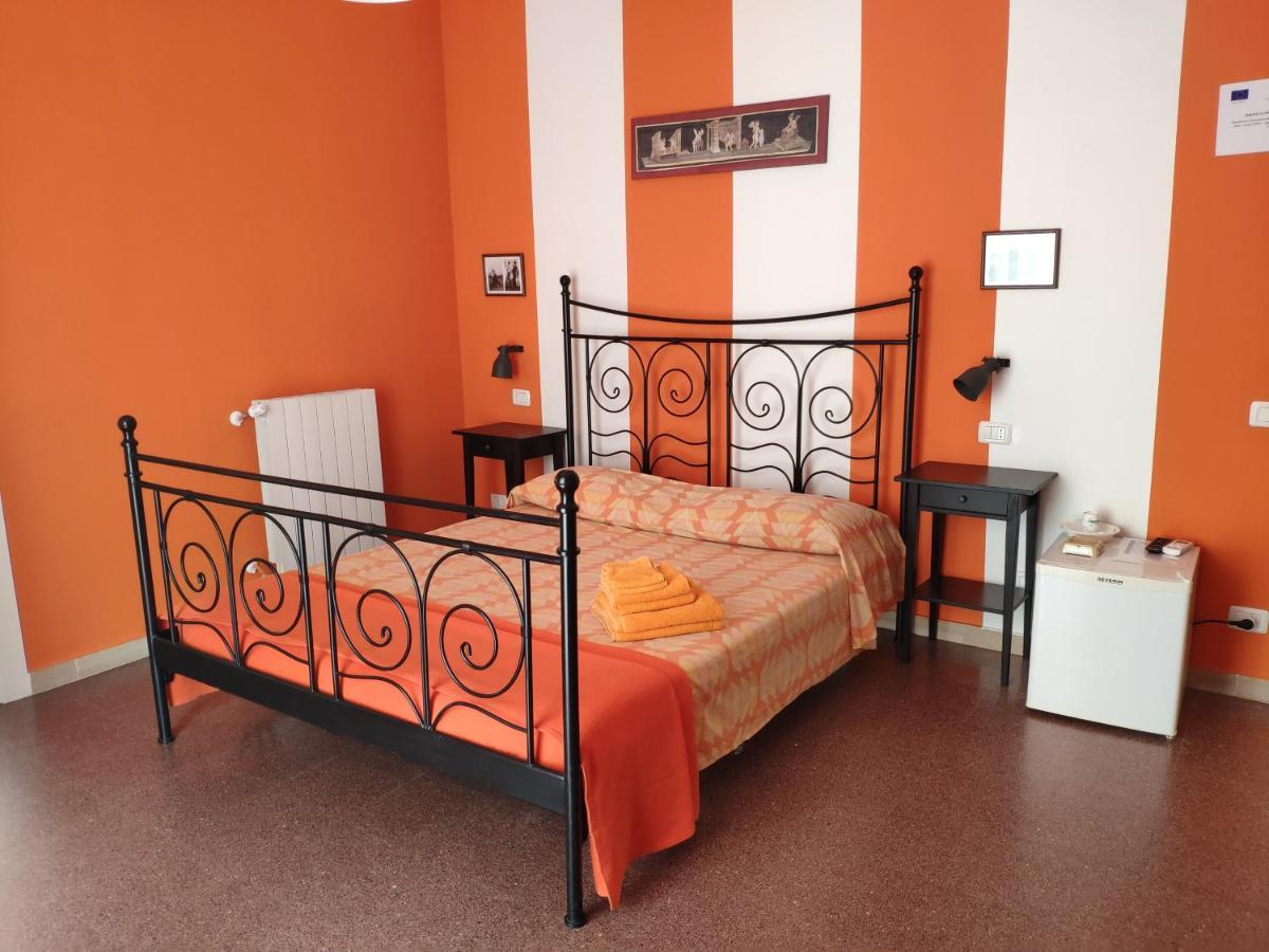 B&B De Angelis 지노사마리나 외부 사진