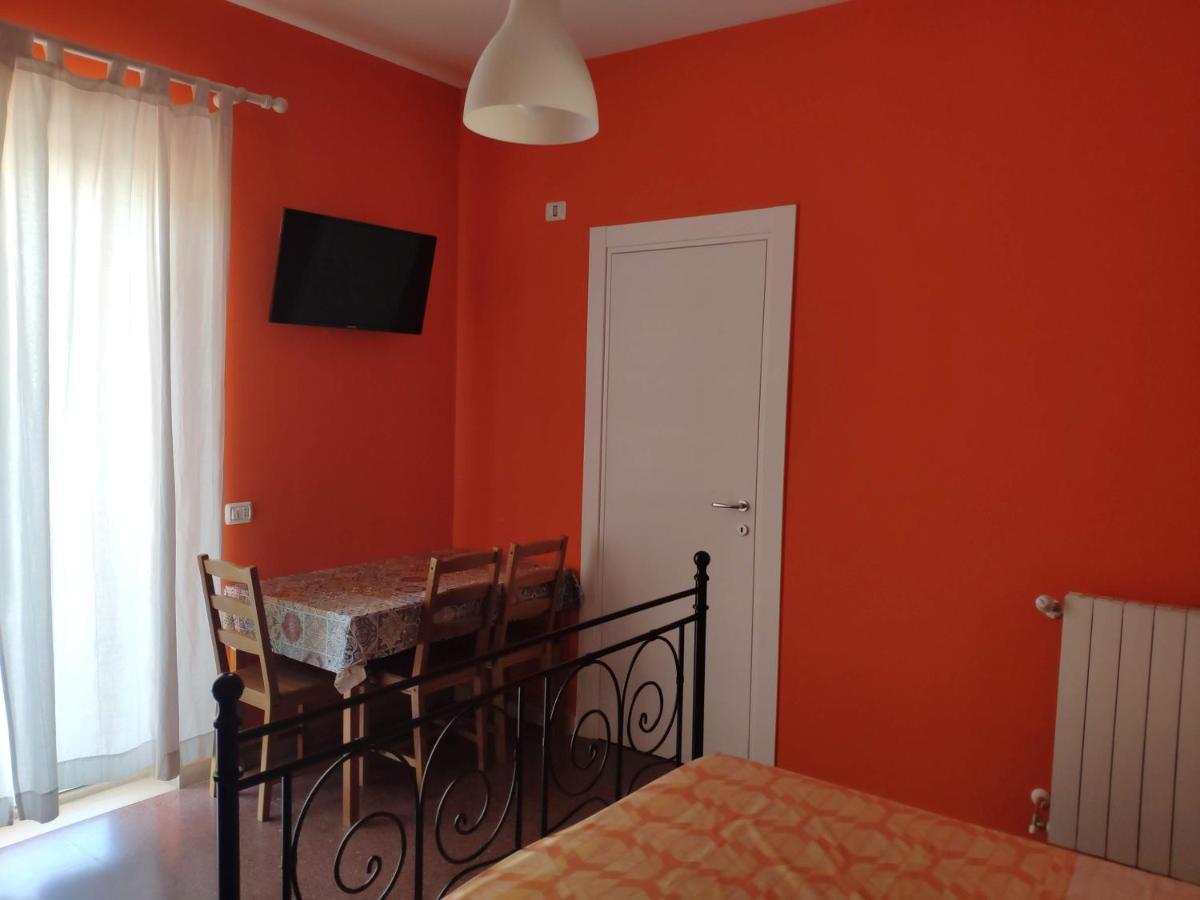 B&B De Angelis 지노사마리나 외부 사진
