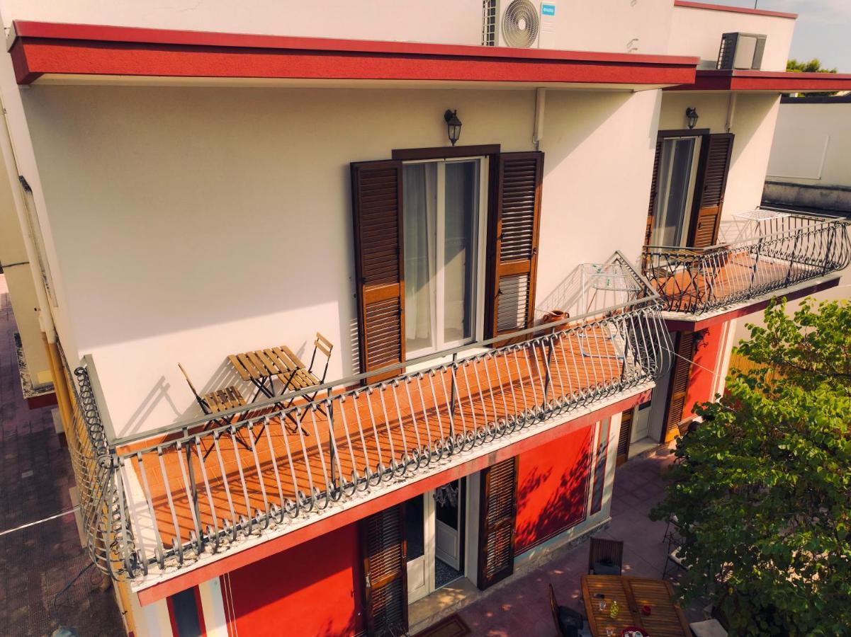 B&B De Angelis 지노사마리나 외부 사진